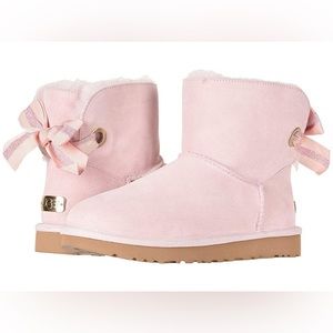 NEW UGG: BAILEY BOW MINI Seashell Pink